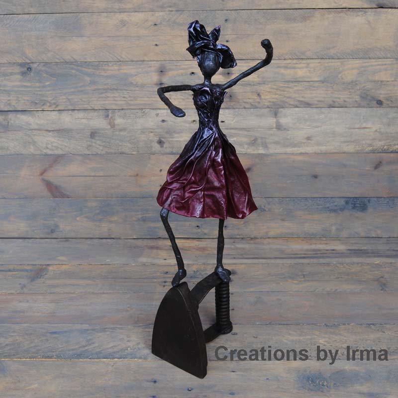 [389 Creations by Irma Paverpol statue sculpture]